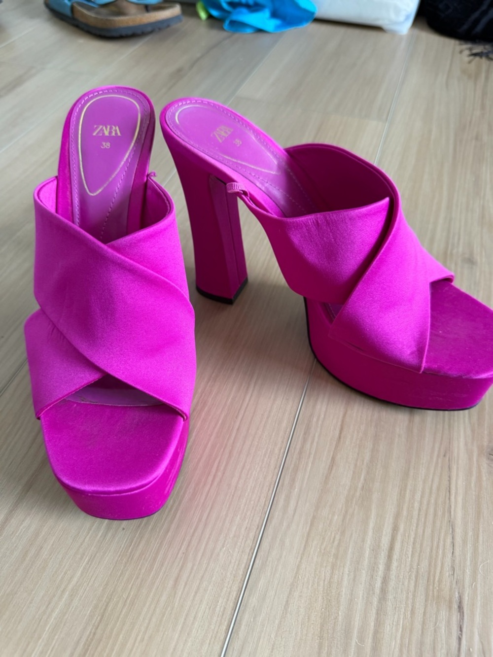 Zara Fuchsia Cross-Band Platform Heels